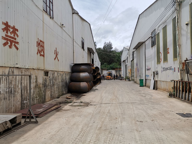 倉(cāng)庫(kù)一角